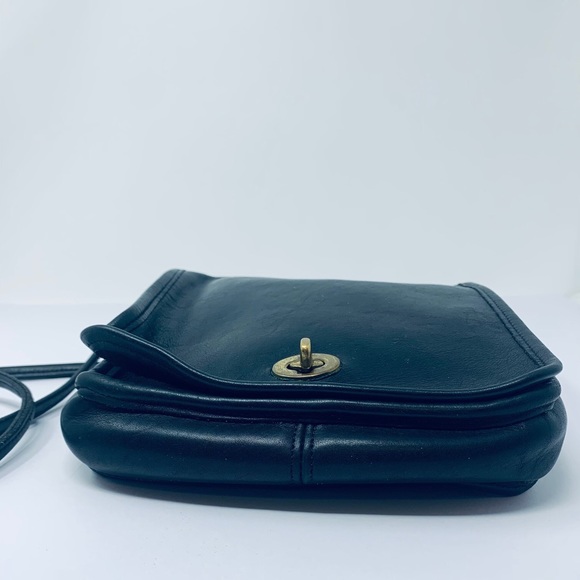 Vintage Coach Leather Compact Pouch Bag - Picture 9 of 11